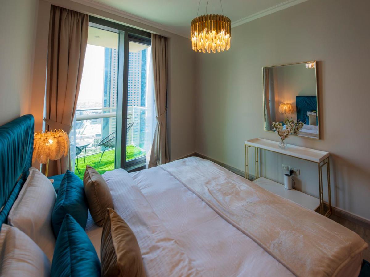 Apartamento First Class 3Br With Full Dubai Skyline & Sea View Exterior foto